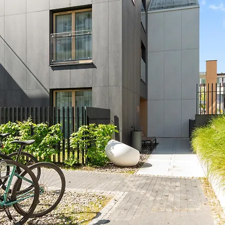 Supernova Comfort With Parking By Lion Daire